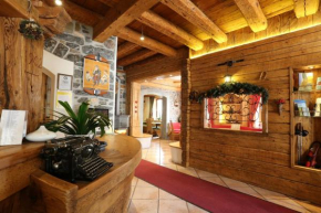  Albergo Centrale  Форни-Ди-Сопра